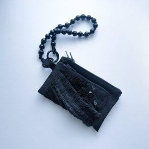 黑色手工刺繡拉鍊零錢包：圖片 1