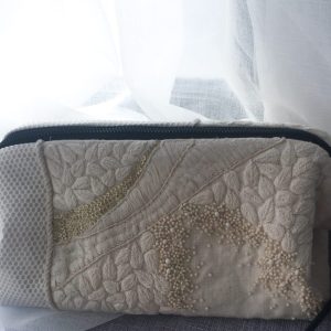 米色稻穗手工刺繡長版口金包：圖片 1