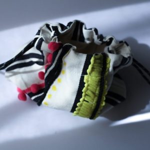 米色條紋手工刺繡束口袋：圖片 4