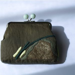橄欖綠手工刺繡口金包：圖片 3