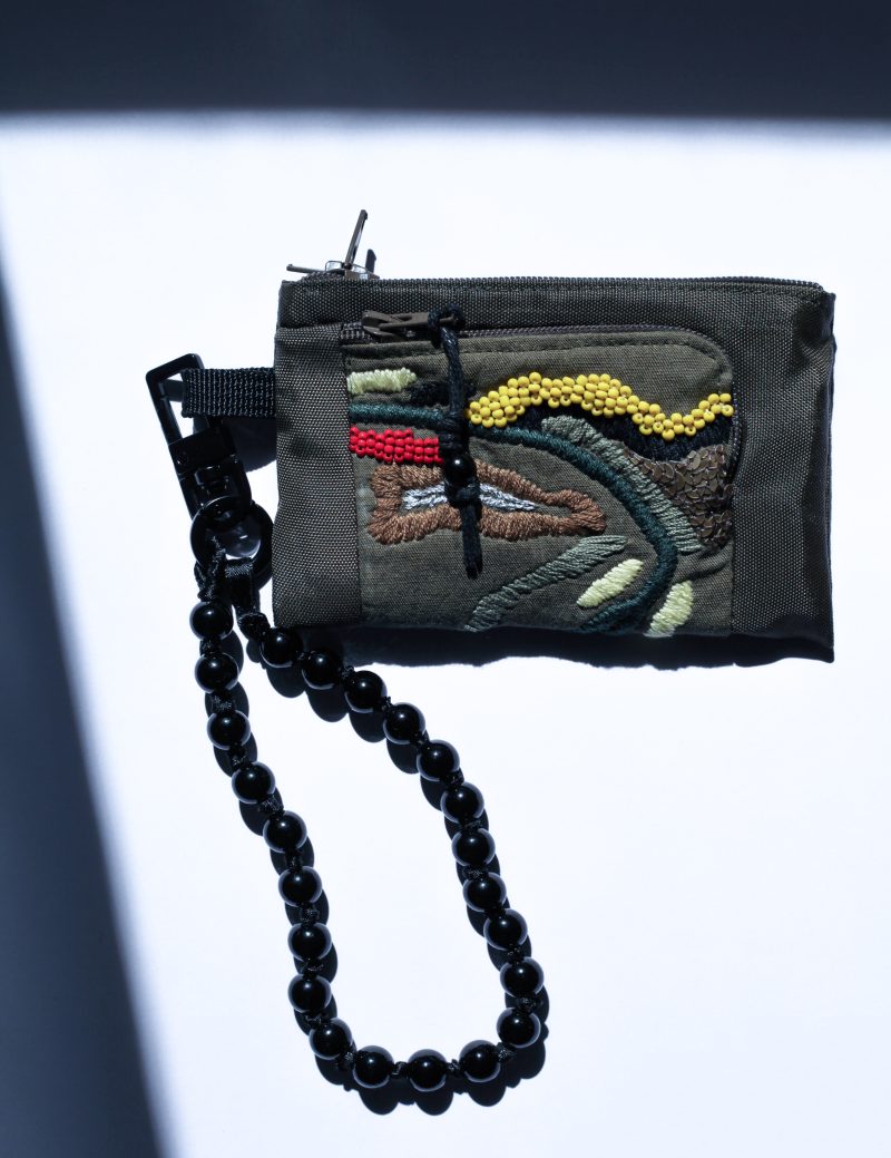 橄欖綠手工刺繡拉鍊零錢包