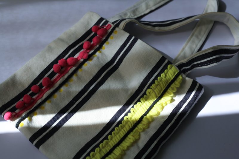 米色條紋手工刺繡環保袋