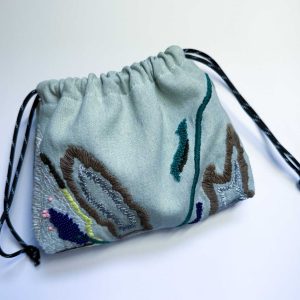 淺色牛仔手工刺繡束口袋：圖片 4