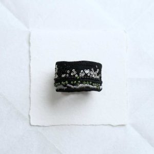 手工刺繡寬/黑綠珠銀亮片手環：圖片 5