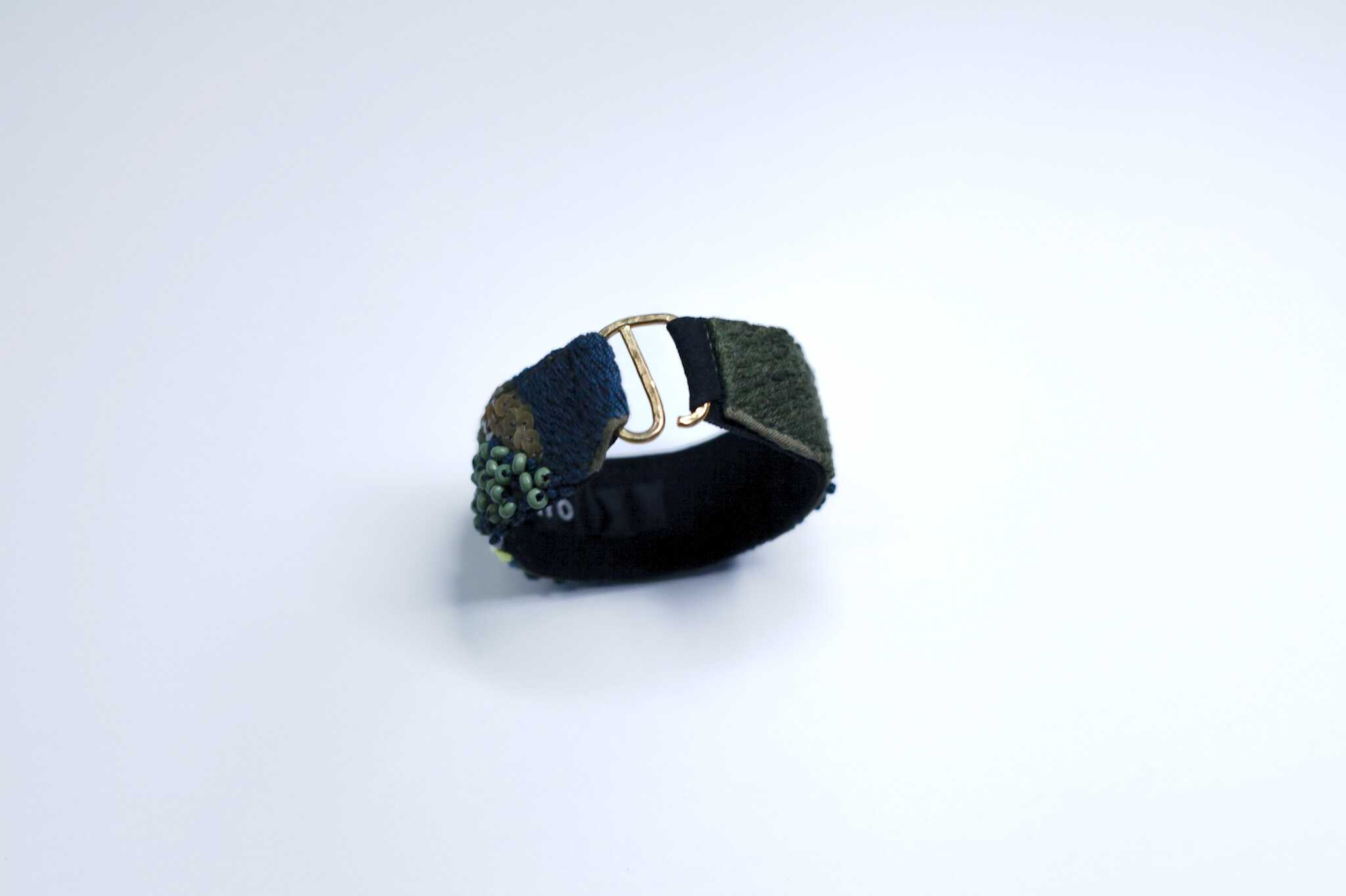 手工刺繡窄/橄欖綠螢光線手環：圖片 6